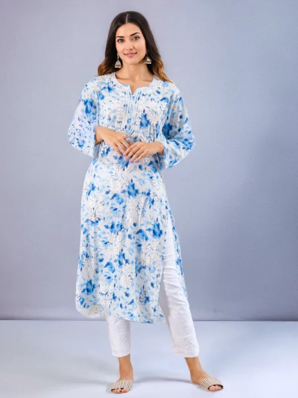 Neitra hand-embroidered malmal Kurti